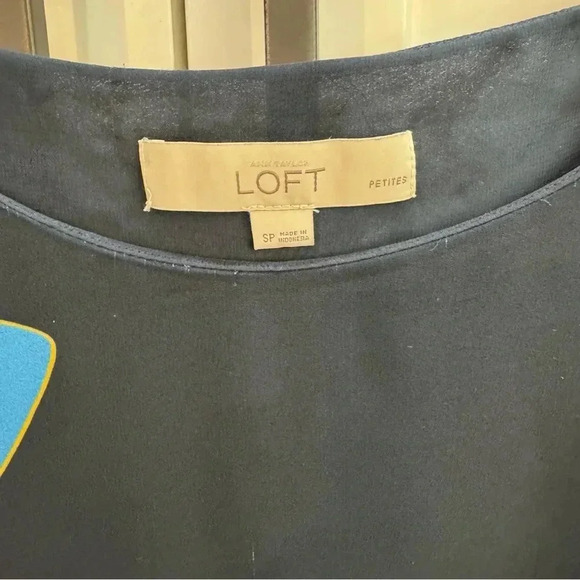 Women’s Bundle of 4 Petite Small Tops Nic+Zoe and Loft - Picture 14 of 16